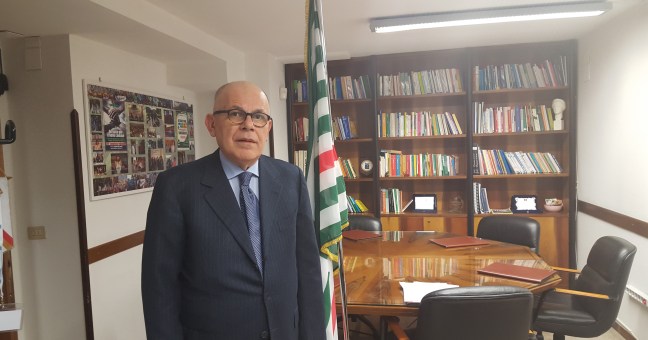 Adiconsum: “Servizio a domicilio |Comuni aiutino i negozi”