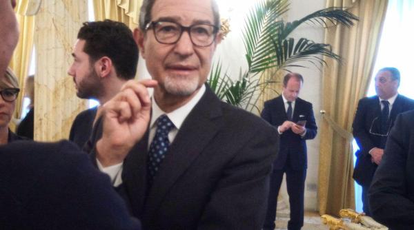 Musumeci: “In Sicilia |no a passeggiate coi figli”
