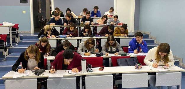 Corsi per i Test facoltà di Medicina e professioni sanitarie - Live Sicilia
