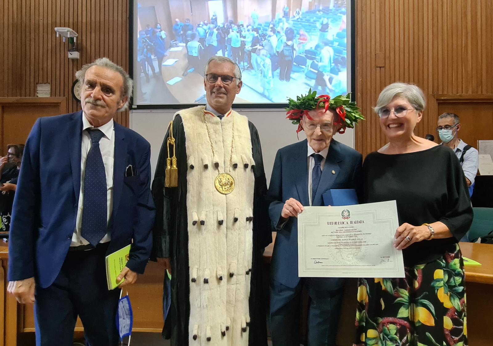 Giuseppe, dottore a 97 anni "Non fermatevi mai"