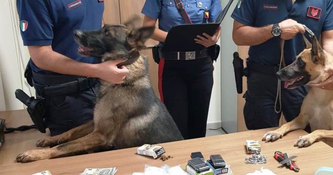 Era ai domiciliari per rapina|Arrestato per spaccio di droga
