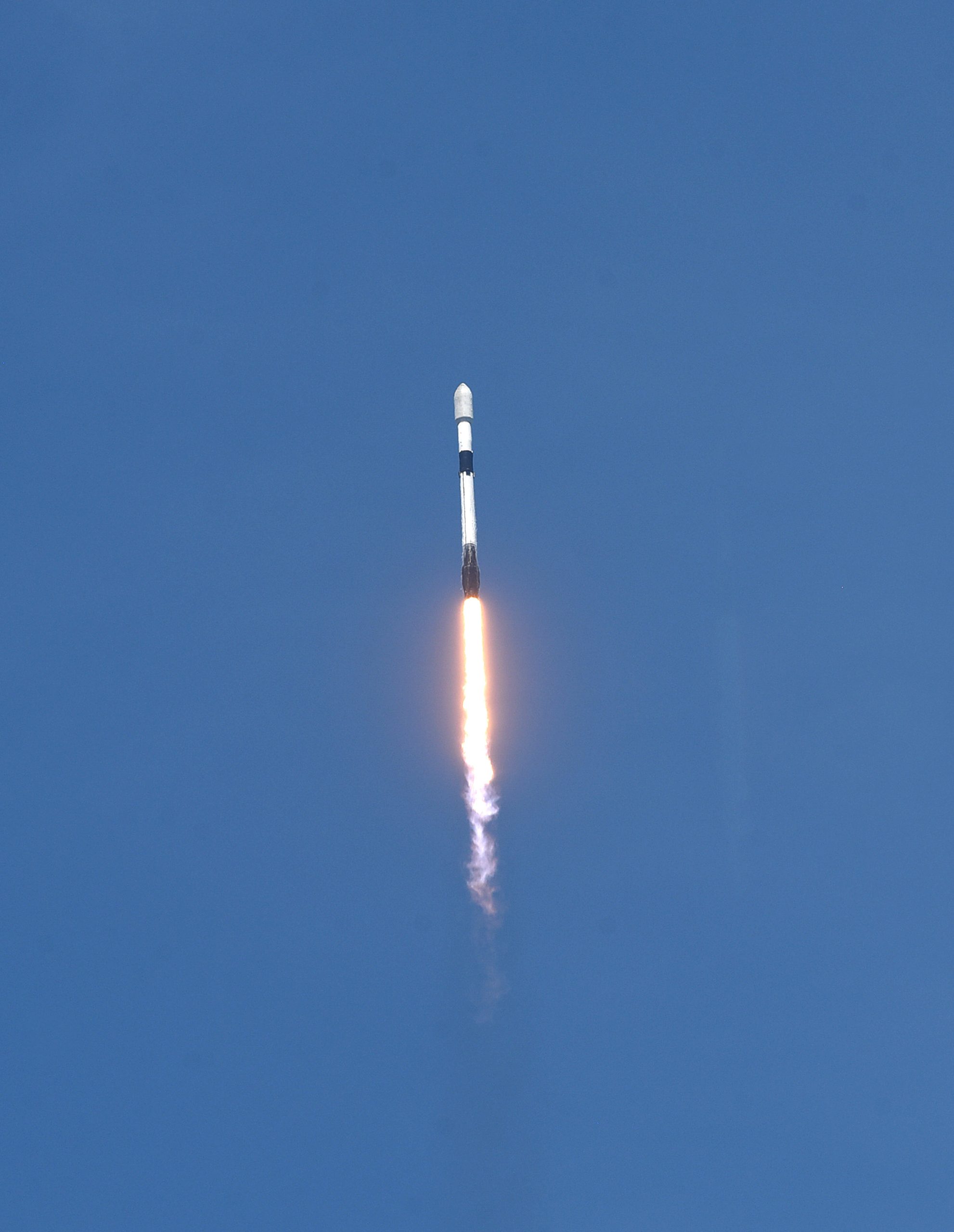 La France a lancé la fusée « Ariane » avec deux satellites