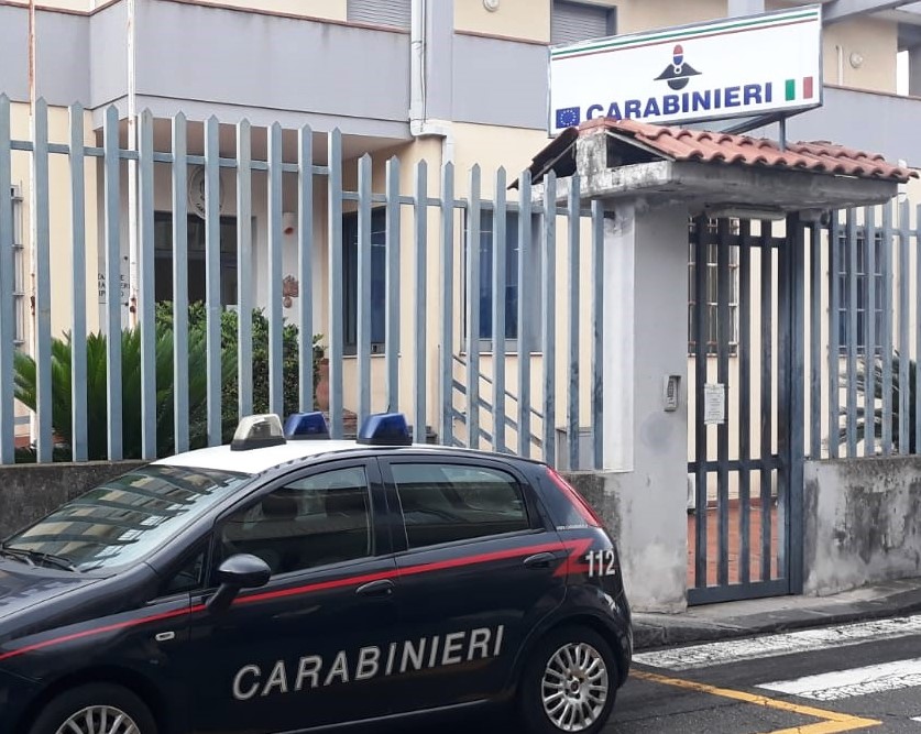 Picchia La Compagna, Poi La Supplica Di Non Denunciarlo: Arrestato ...