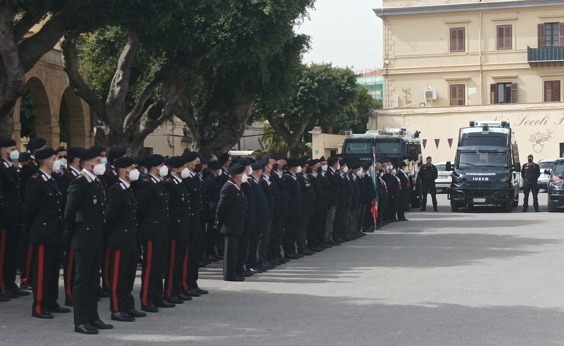 Consegnato Al 12° Reggimento L'attestato Di Benemerenza Dell ...