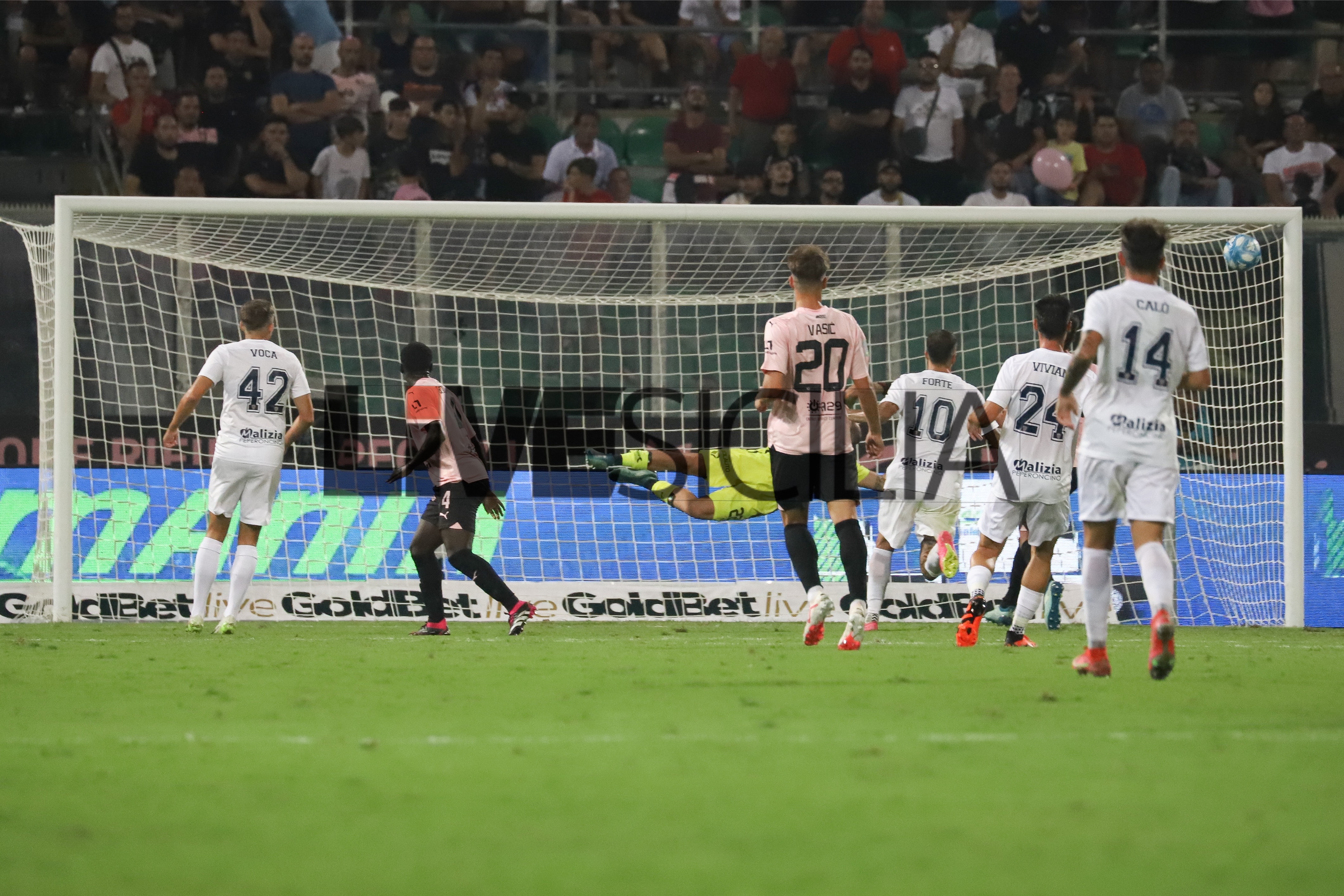 Serie B - Il Palermo è stato deferito