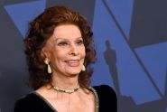 Sophia Loren Cade In Casa A Ginevra L attrice In Ospedale Operata All anca