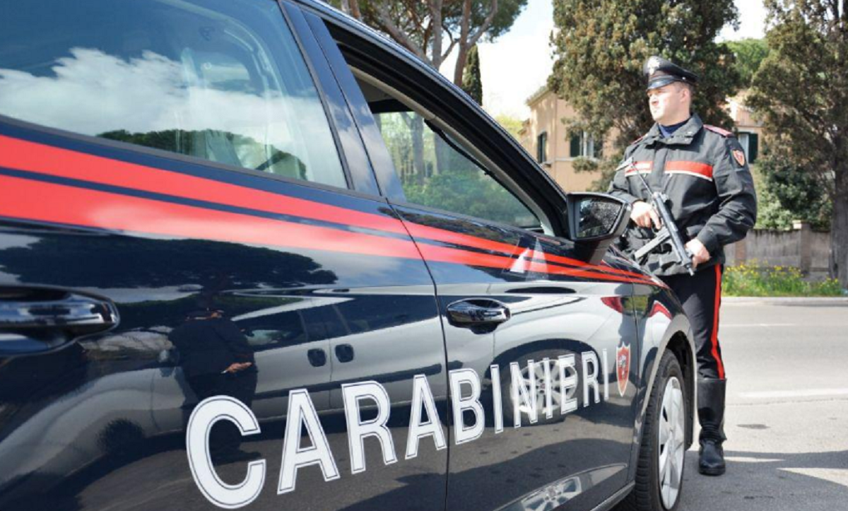 Mafia, estorcevano denaro a un imprenditore: arrestati due catanesi