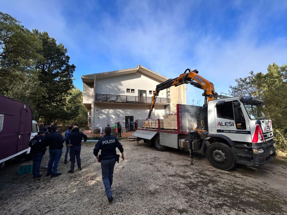 sgombero ex ostello Funtanazza Alcamo