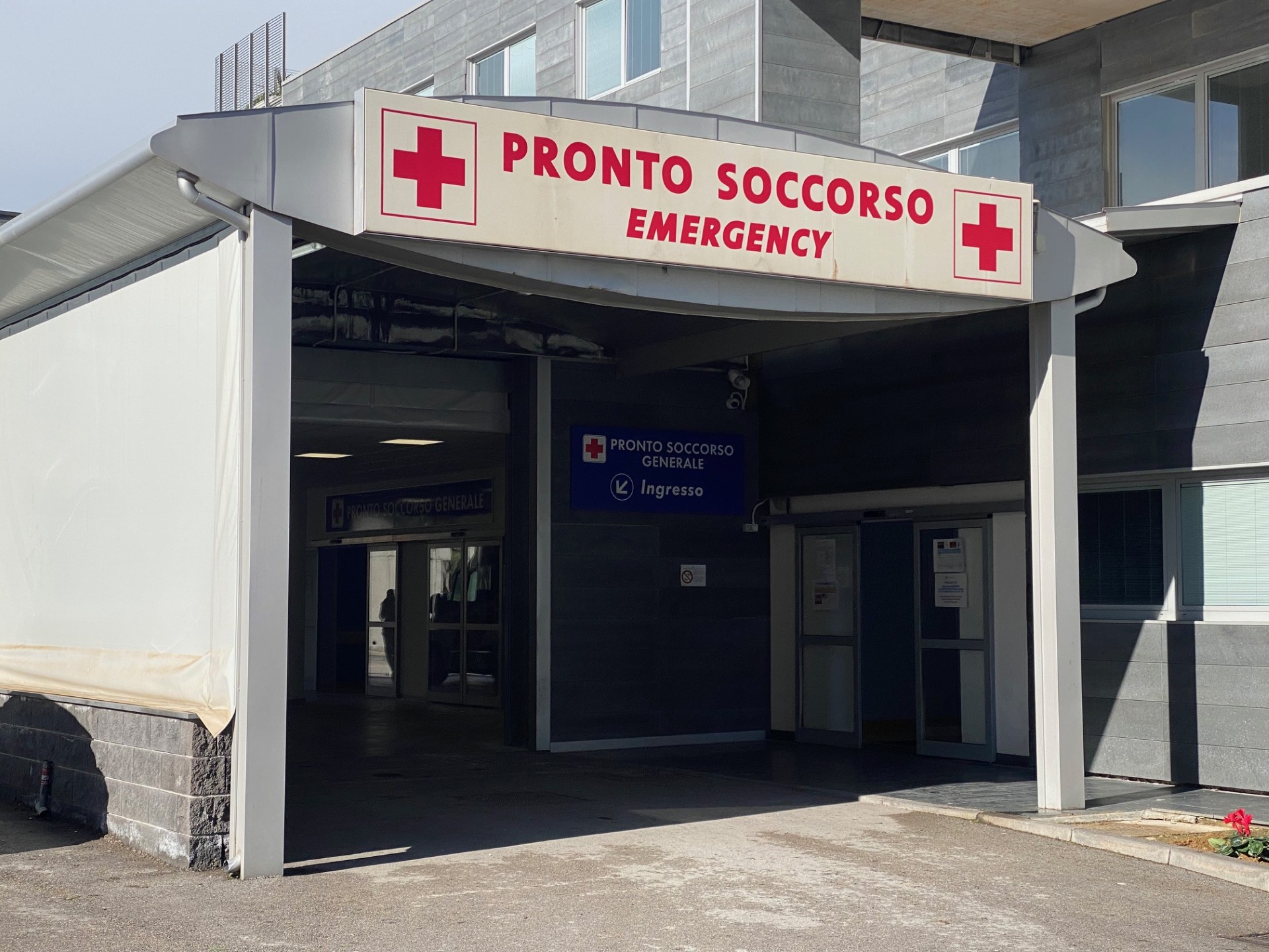 https://livesicilia.it/wp-content/uploads/2025/01/Pronto-soccorso.jpg