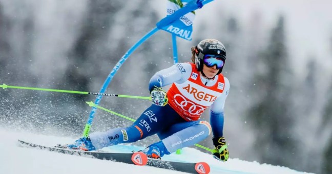 Brignone vince il Super-G di La Thuile e ipoteca la Coppa