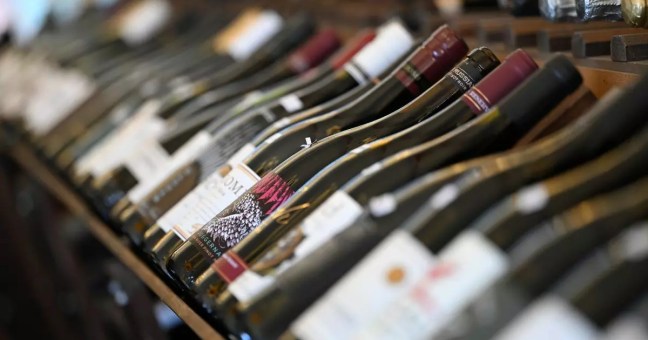 Rapporto Enpaia-Censis, cresce il consumo di vino ma è allarme dazi