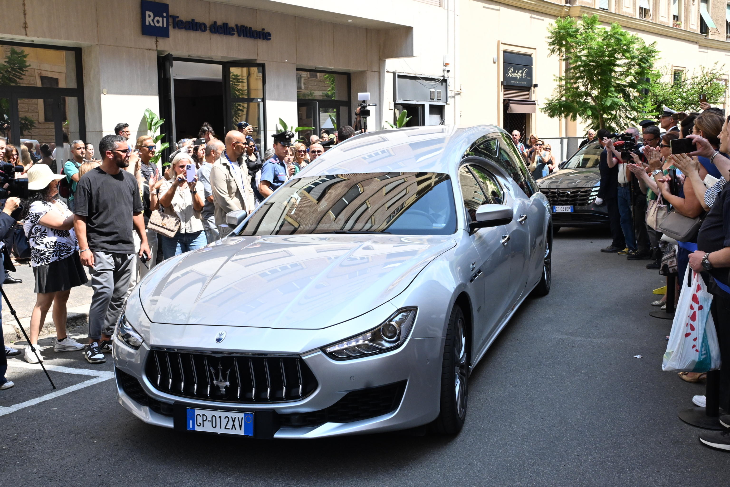 carro funebre Pippo Baudo