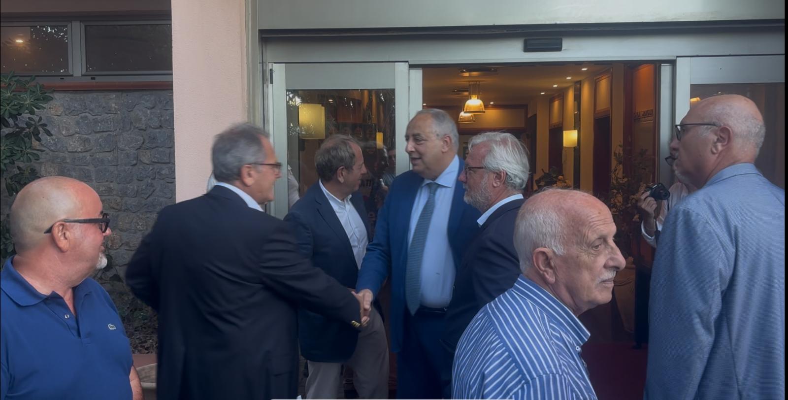 Gli effetti del referendum su Palermo, nuova bordata di Romano a Lagalla