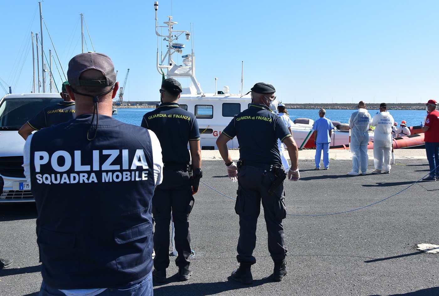 sbarco migranti a Pozzallo
