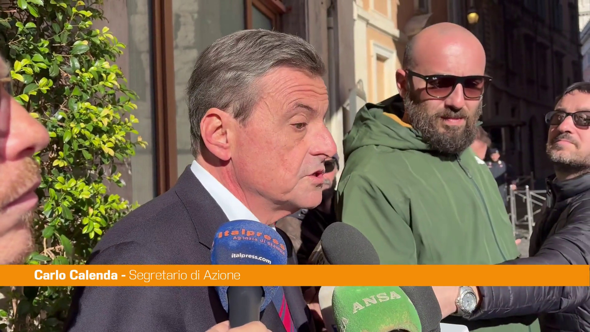 Calenda “In Sicilia situazione fuori controllo, firme per commissariamento”