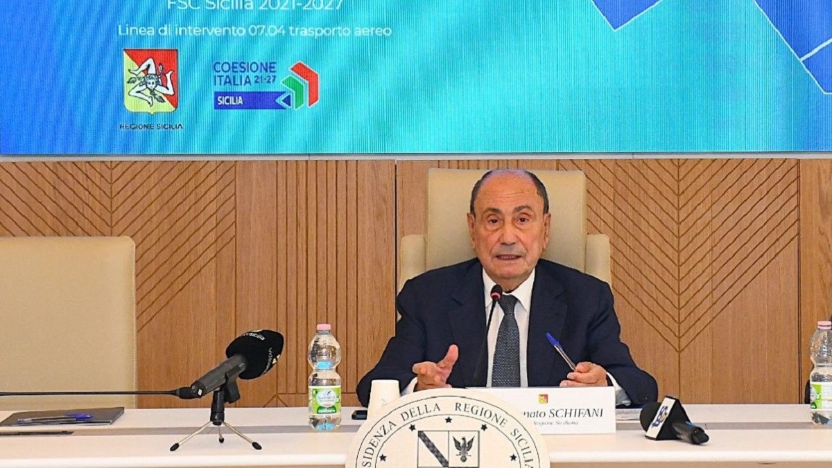 https://livesicilia.it/wp-content/uploads/2026/01/Renato-Schifani.jpeg