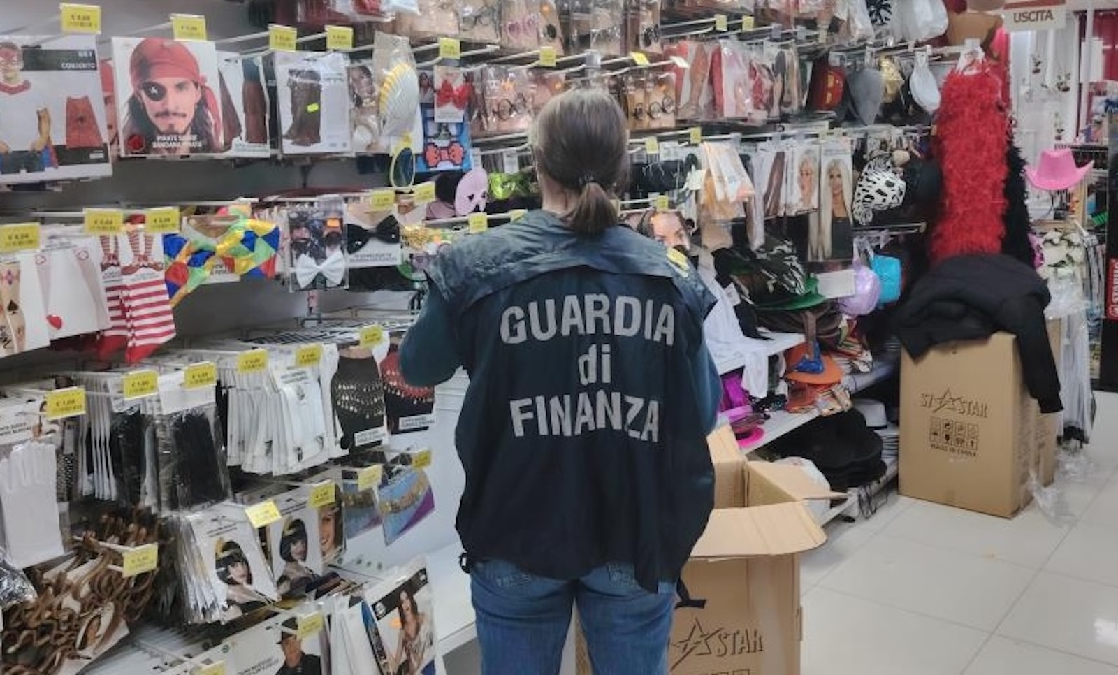 sequestrarti articoli carnevale non a norma