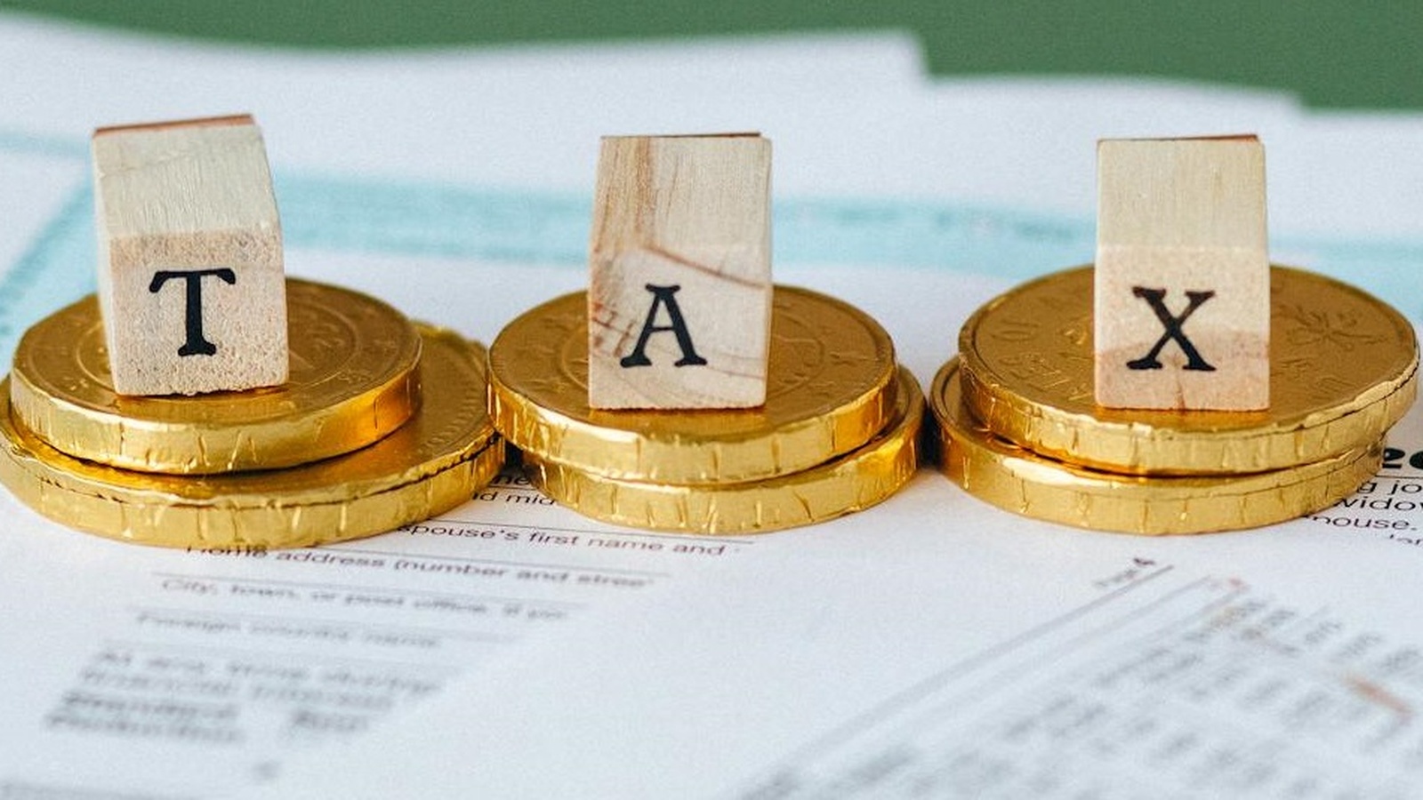 Bonifico tra parenti, la causale per non avere controlli