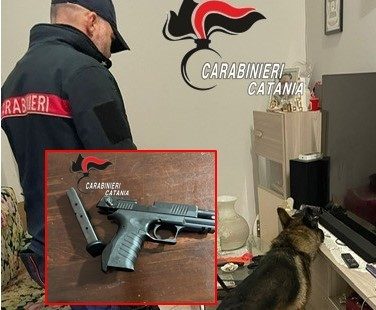 Giarre, arrestato un 62enne per spaccio e detenzione di una pistola