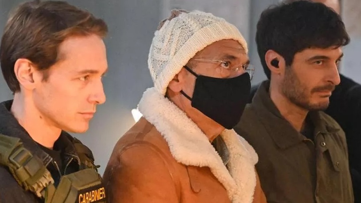 Lino Guanciale Matteo Messina Denaro