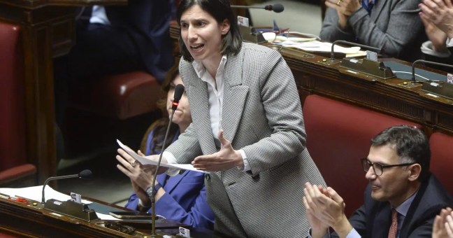 Giustizia, Schlein “Dimissioni tardive, Delmastro e Bartolozzi capri espiatori”