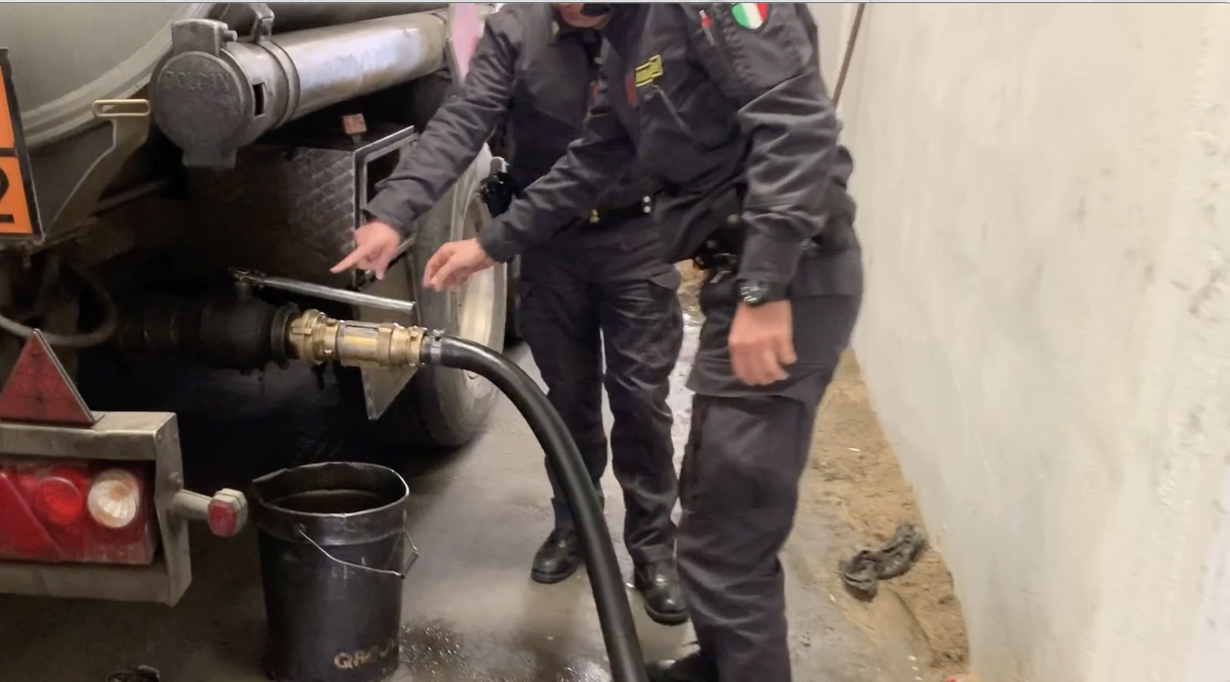 Finanza gasolio importato illegalmente Catania