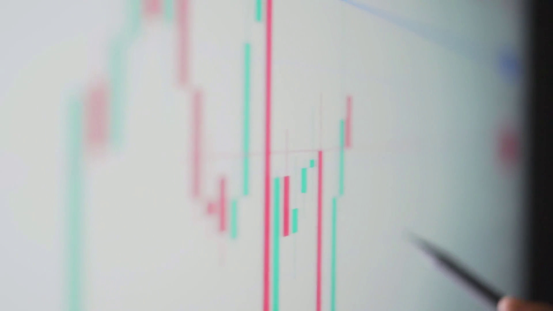 Il 2026 non è il 2022, Nomura rilegge il rischio energia per le banche centrali