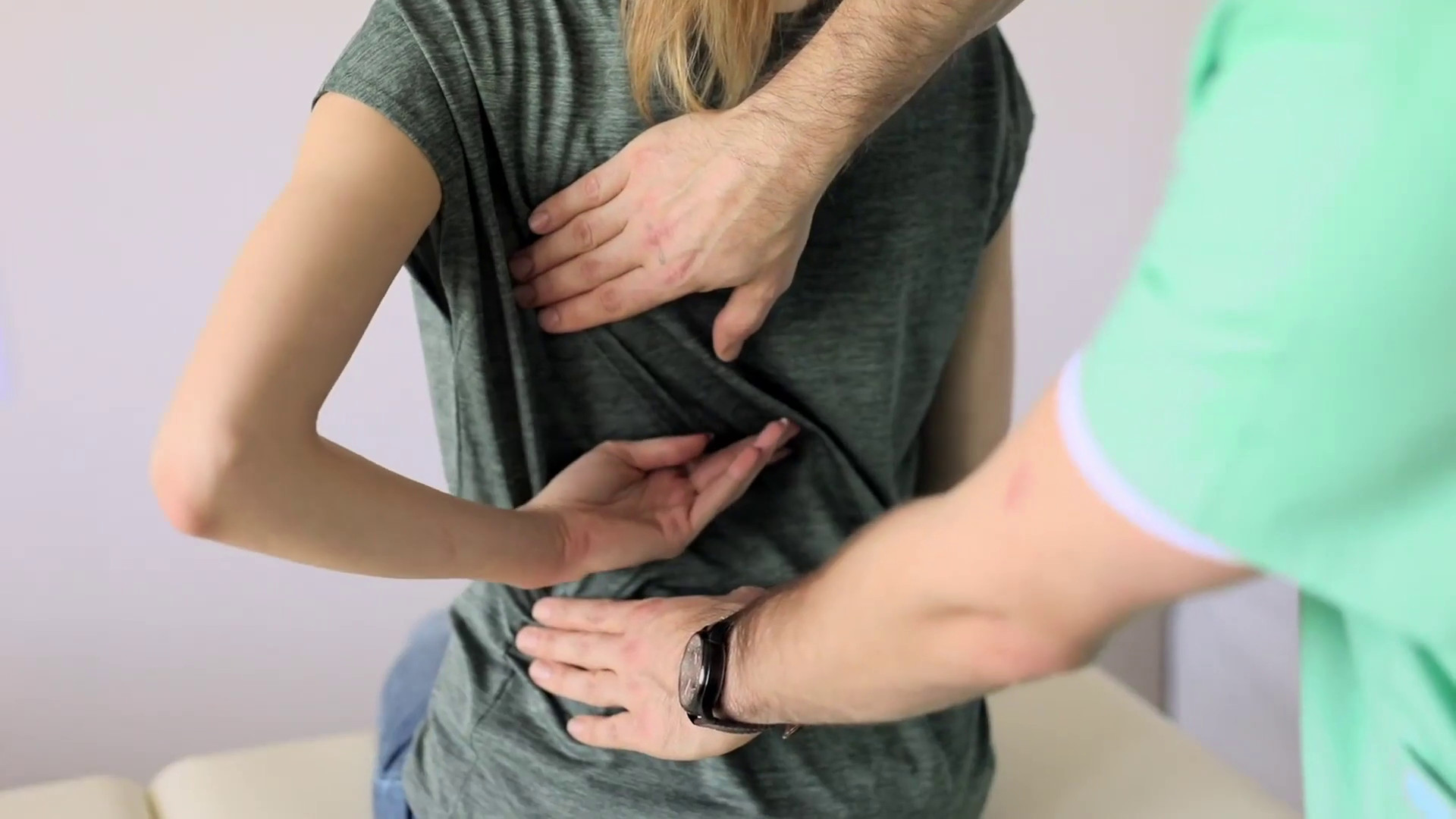 Il corpo come un triangolo equilatero, l’approccio olistico della chiropratica