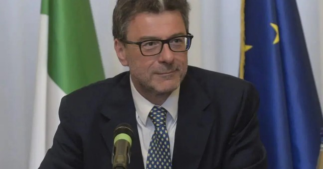 Via libera al nuovo Dfp, Giorgetti “Viviamo circostanze totalmente eccezionali”
