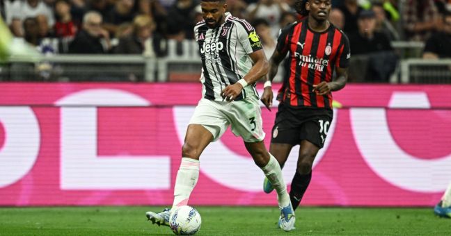 Reti inviolate e luci spente a San Siro, Milan-Juve 0-0