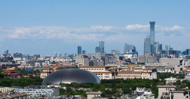 La Cina approva una legge per rafforzare il sistema di assistenza sociale