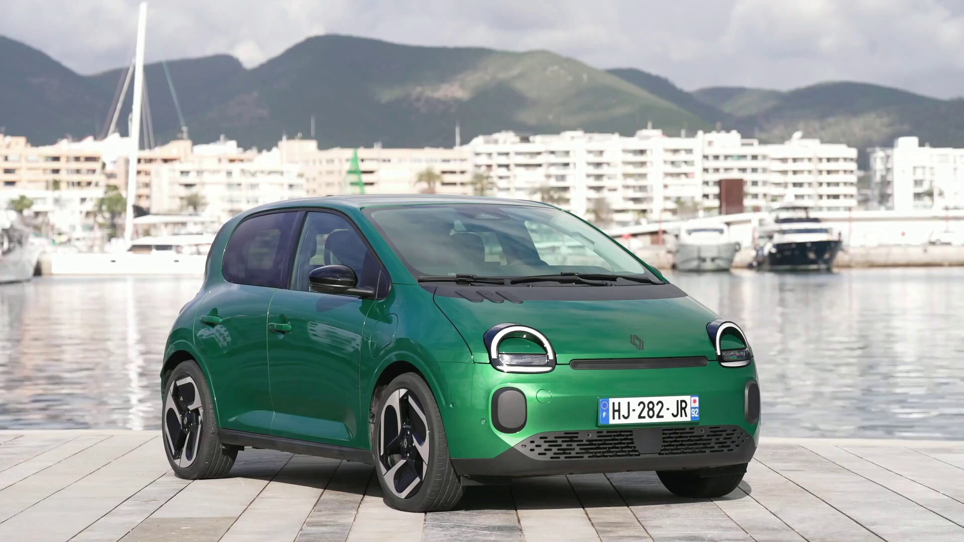 Renault rilancia la Twingo, elettrica nel segmento delle utilitarie