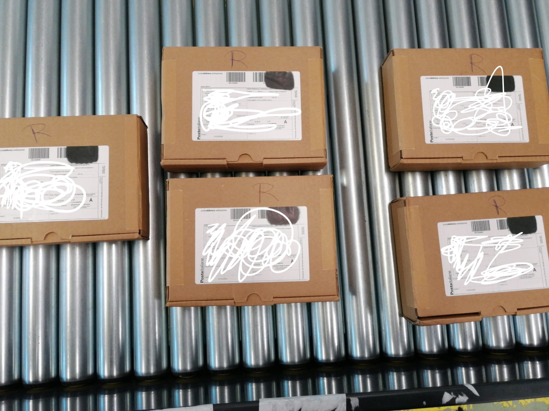 Catania, allarme bomba allo smistamento Poste: il quinto in poche settimane