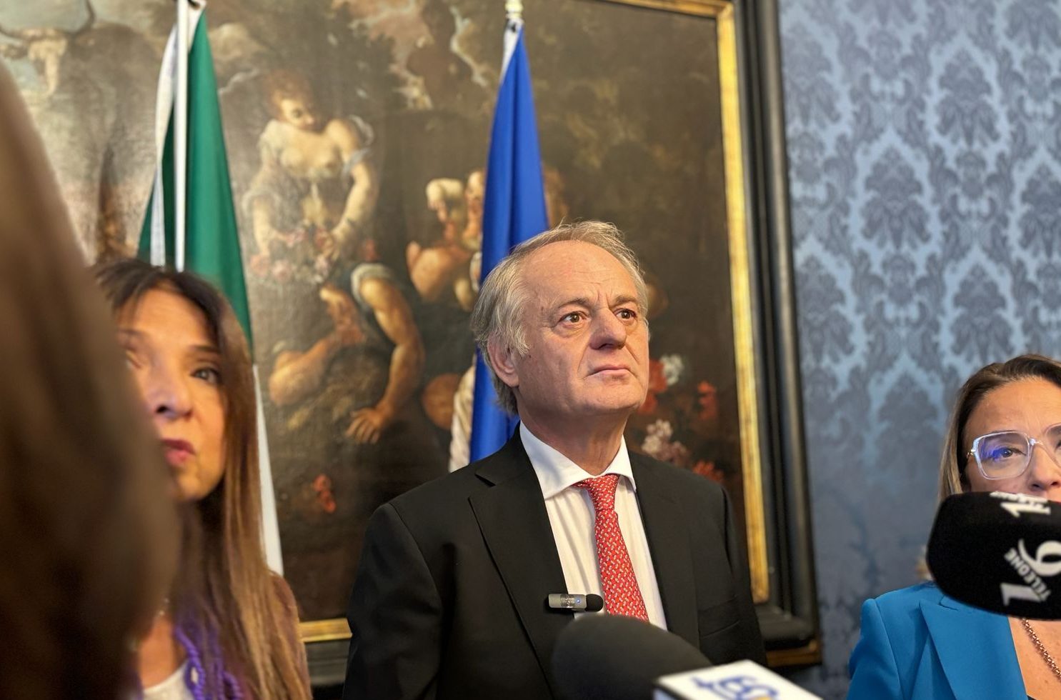 https://livesicilia.it/wp-content/uploads/2026/04/Antonello-cracolici-e1788432337744.jpeg