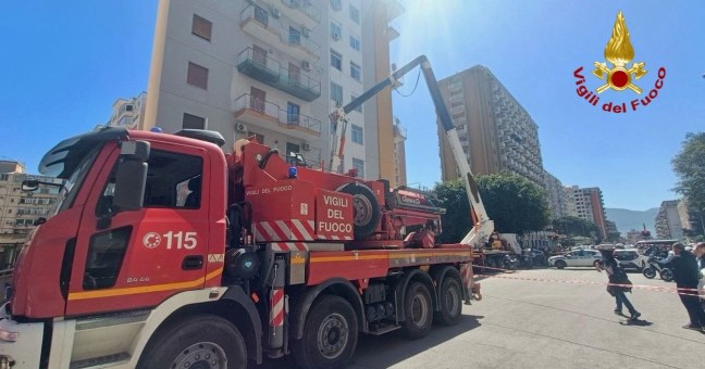 operai morti via maturano palermo