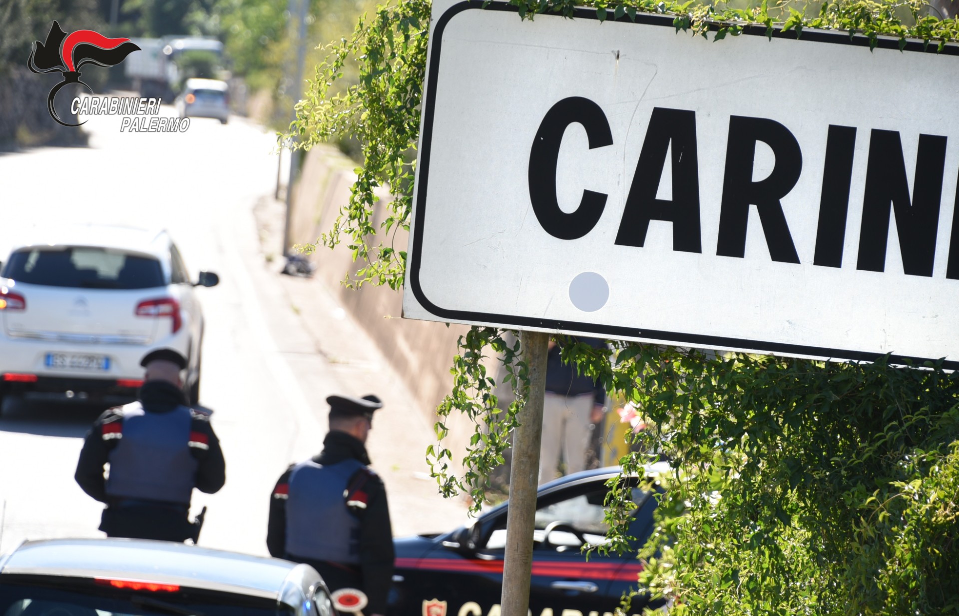 https://livesicilia.it/wp-content/uploads/2026/04/carabinieri-carini.jpg