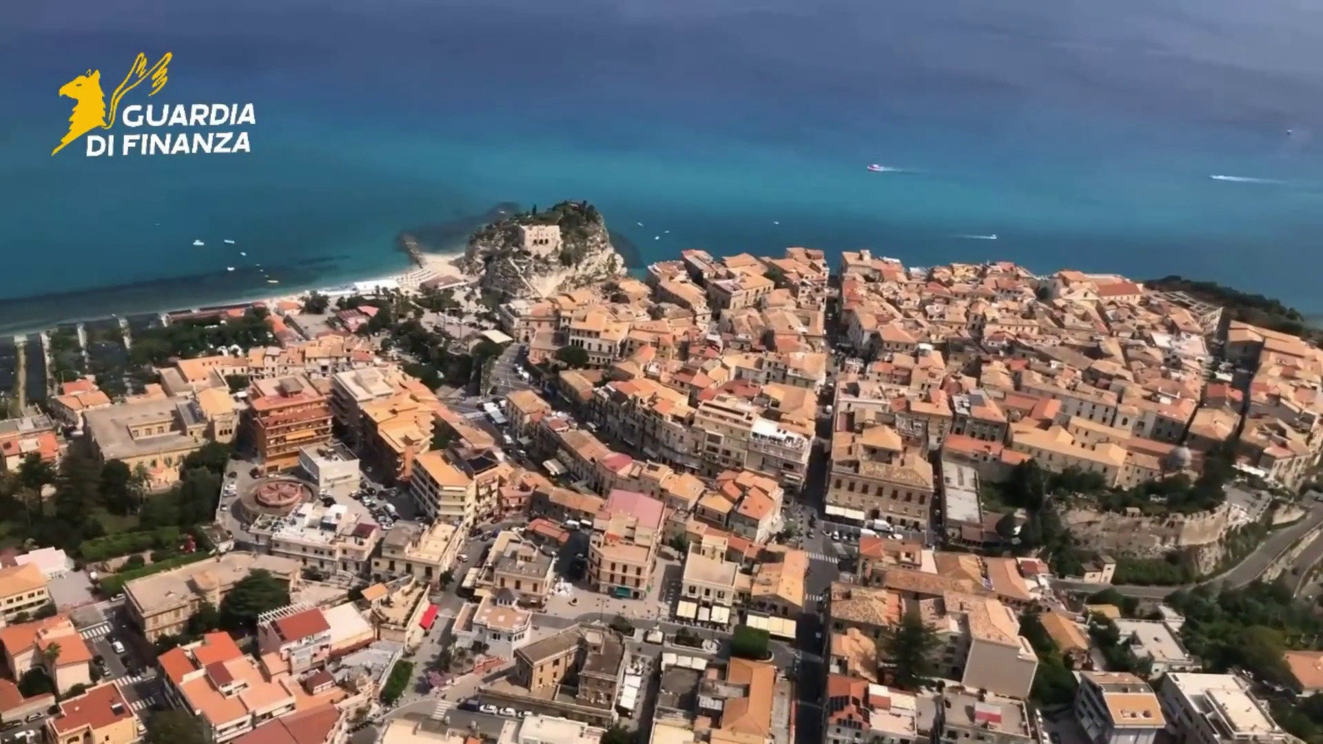 Cellulari in carcere per comunicare con clan ‘Ndrangheta, 46 rinvii a giudizio