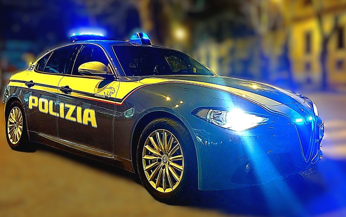 https://livesicilia.it/wp-content/uploads/2026/04/polizia.jpg