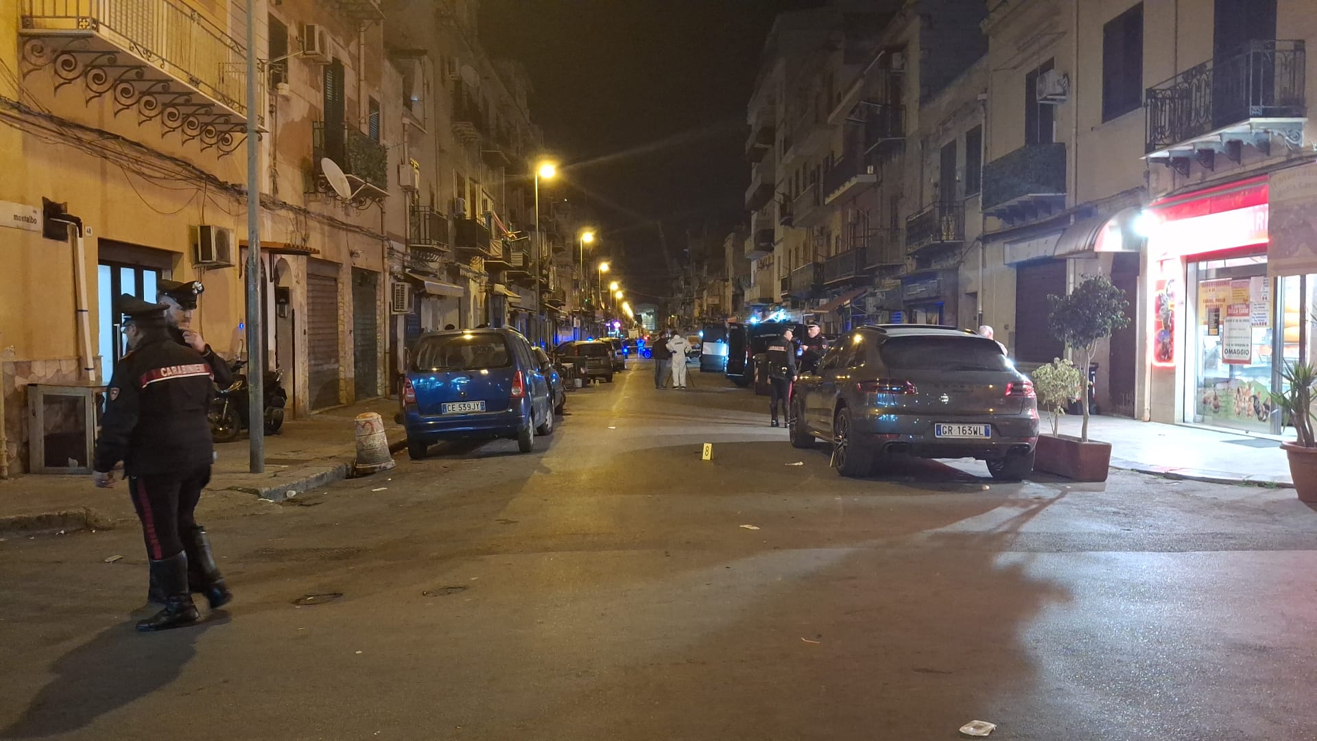 https://livesicilia.it/wp-content/uploads/2026/04/via-montalbo-spari-foto.jpeg