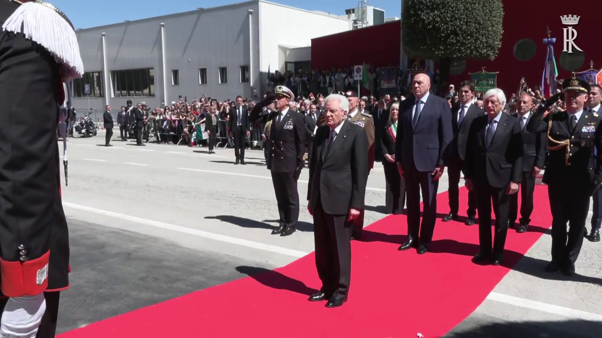 25 aprile, Mattarella al Monumento ai Caduti di San Severino Marche