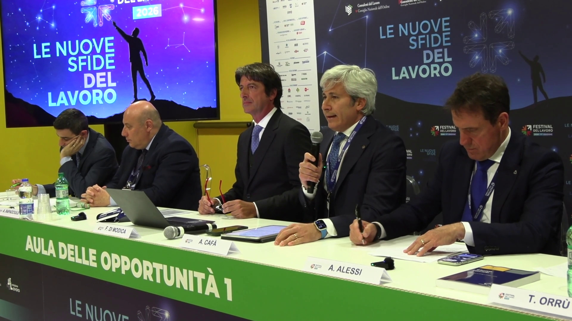 Lavoro, da FonARCom allarme su precarietà e nuovi impieghi