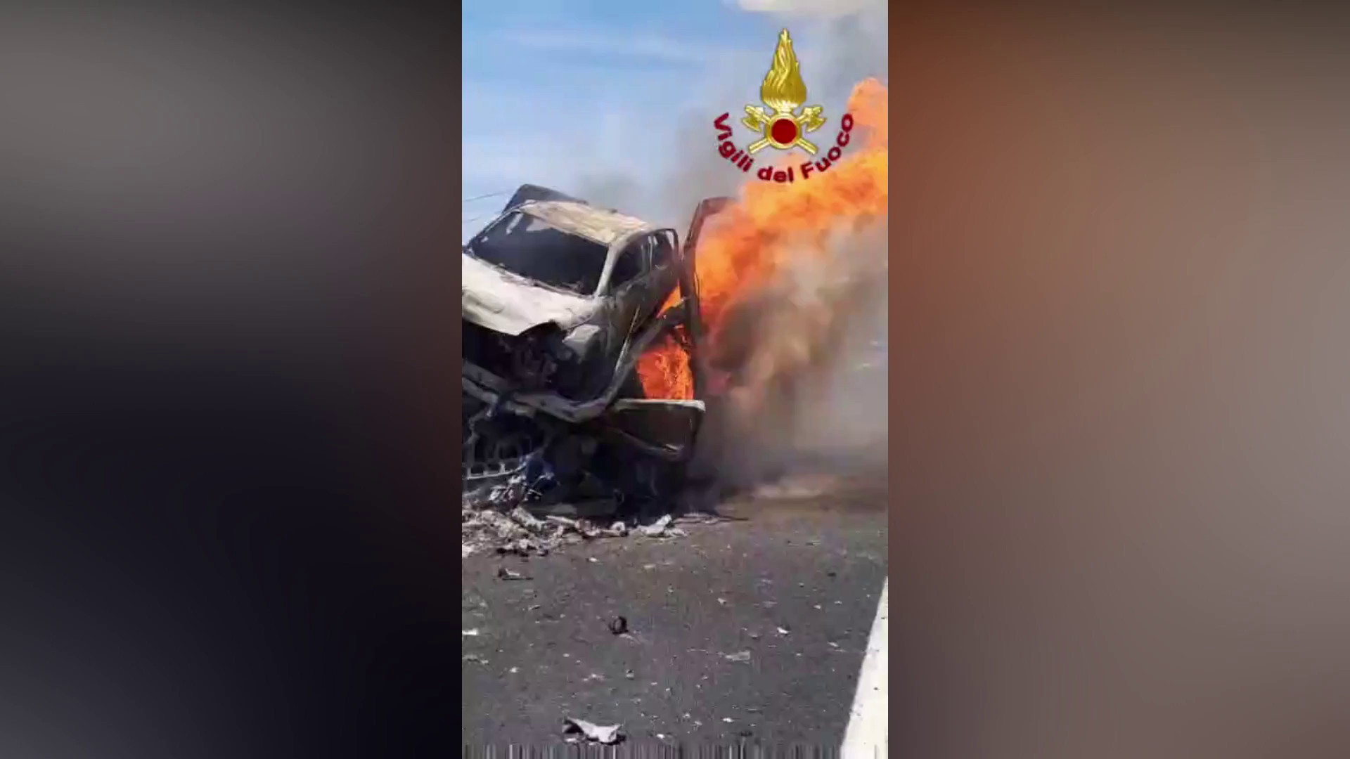 Scontro fra tir in provincia di Asti, muore un uomo. Le immagini dell’incidente