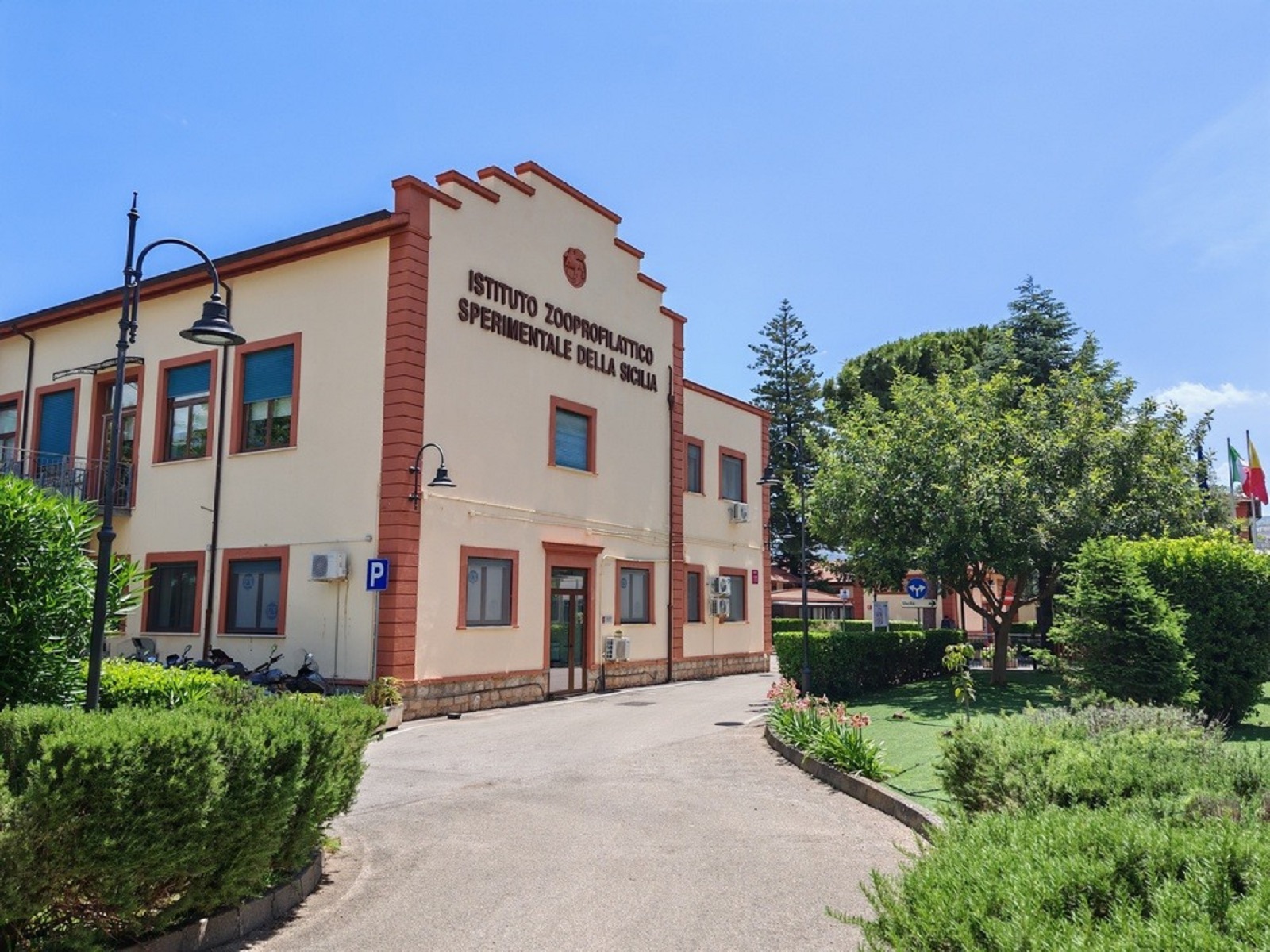 https://livesicilia.it/wp-content/uploads/2026/05/Istituto-zooprofilattico.jpeg