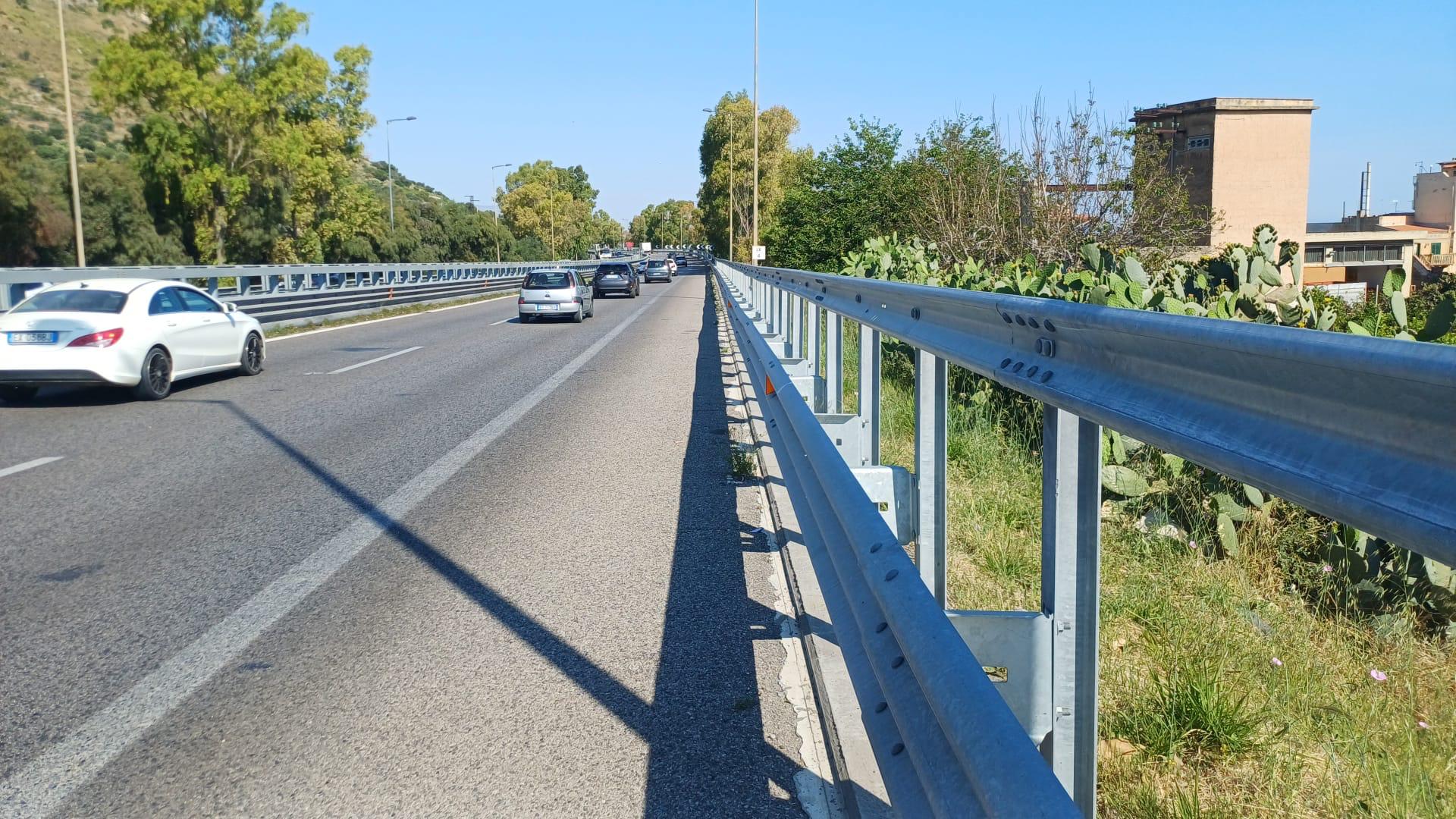 https://livesicilia.it/wp-content/uploads/2026/05/autostrada-A-19.jpg