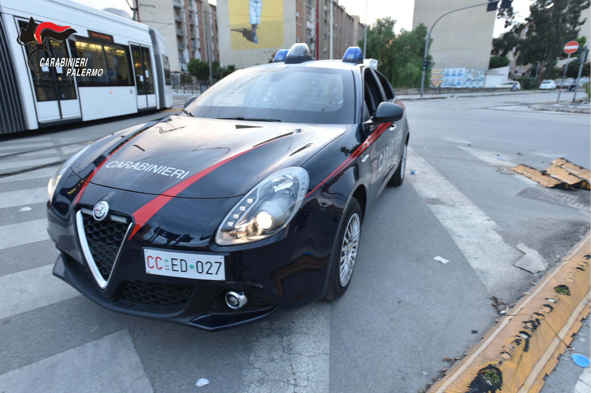 https://livesicilia.it/wp-content/uploads/2026/05/carabinieri-cruillas.jpg