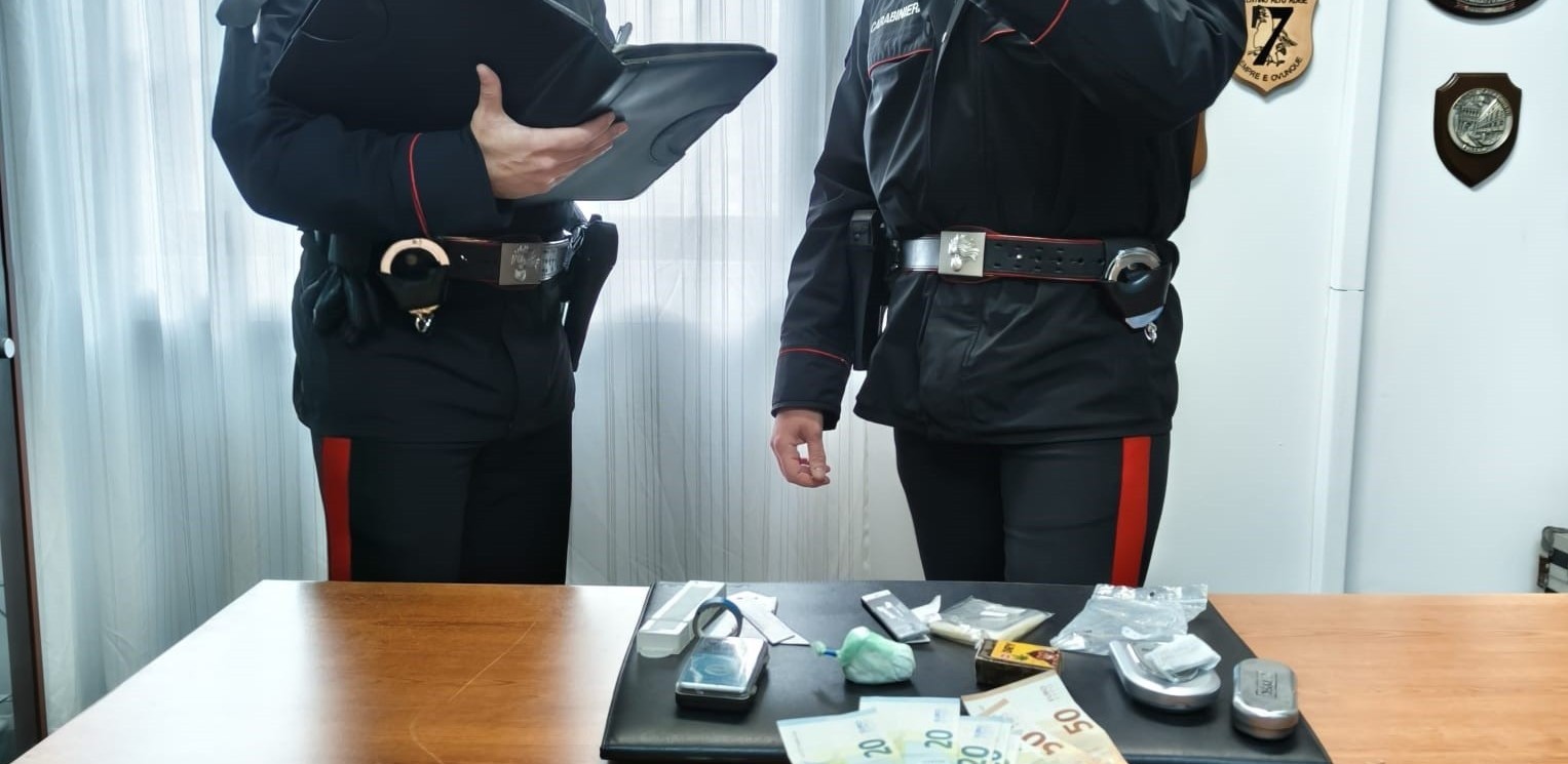 https://livesicilia.it/wp-content/uploads/2026/05/carabinieri-palermo-2.jpg