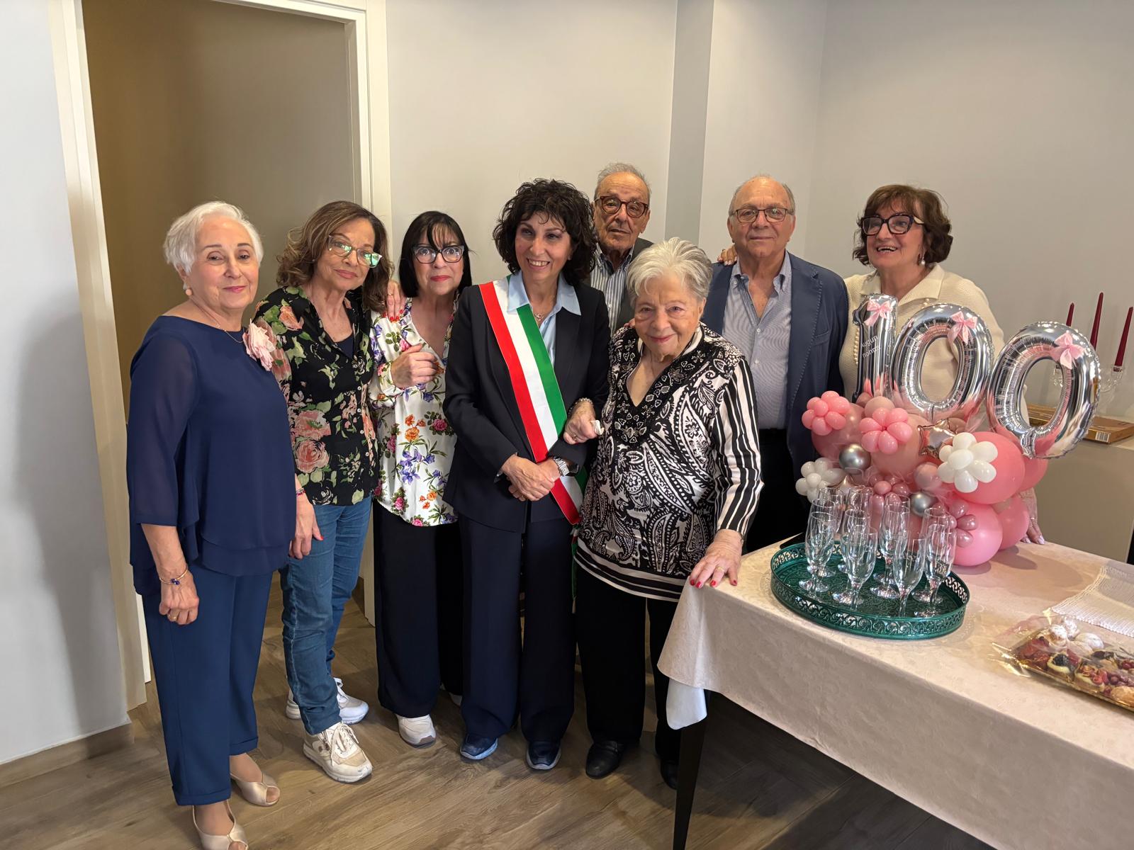 https://livesicilia.it/wp-content/uploads/2026/05/centenaria-palermo.jpg