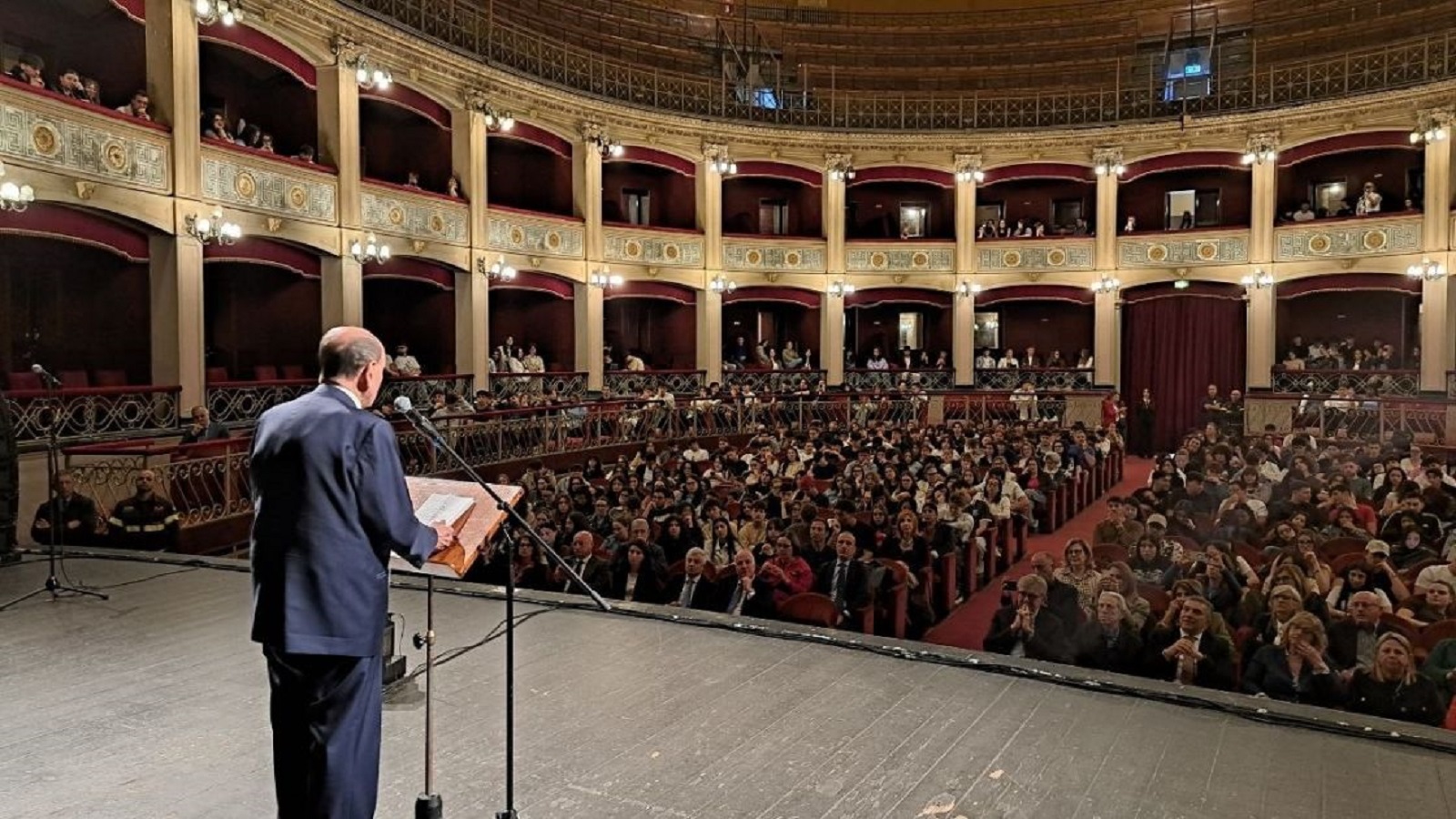 https://livesicilia.it/wp-content/uploads/2026/05/evento-donazione-sangue-schifani.jpeg