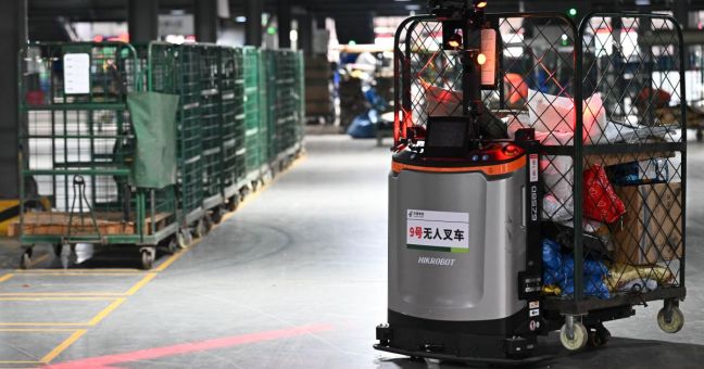 Cina, il settore logistico torna a crescere a maggio