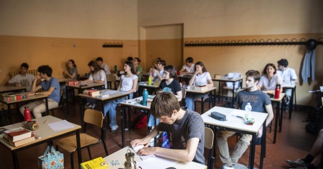 Maturità, online 13.989 commissioni d’esame. Gli studenti coinvolti sono 527.607